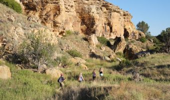 family hiking in Vogel Canyon